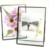 Beedecor Double Glass Frame for Pressed Flowers, Polaroid photos and Artwork,Black 5×7 Standing Metal Picture Frames, Home Decor Photo Display, Set of 2 Pressed Flower Frames with Stand